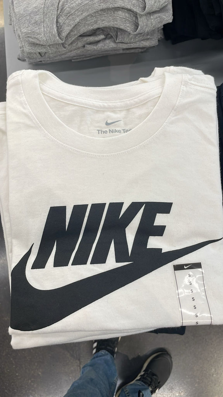 Nike Round Neck T-shirt Big Logo White