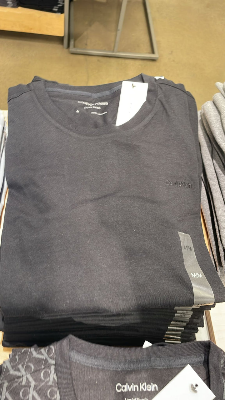 CK round Small side Logo Plain T-Shirt Black