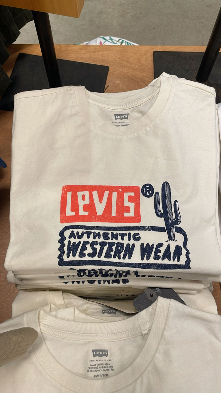 Levi's Red Logo Western Wear T-Shirt White