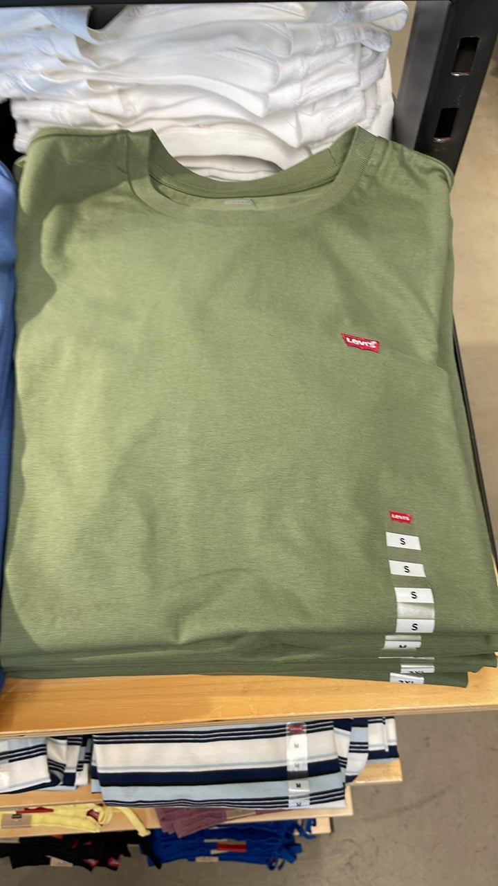 Levi's Round Neck Small Logo Plain T-shirt Olive