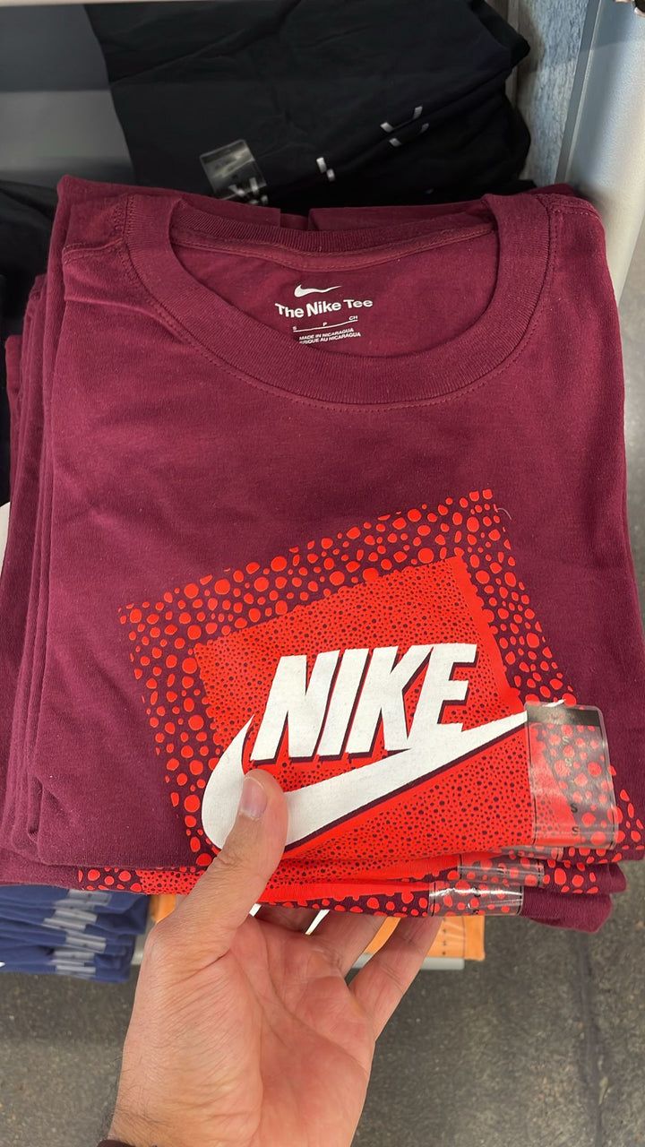 Nike Round Neck Big Logo T-shirt Burgundy