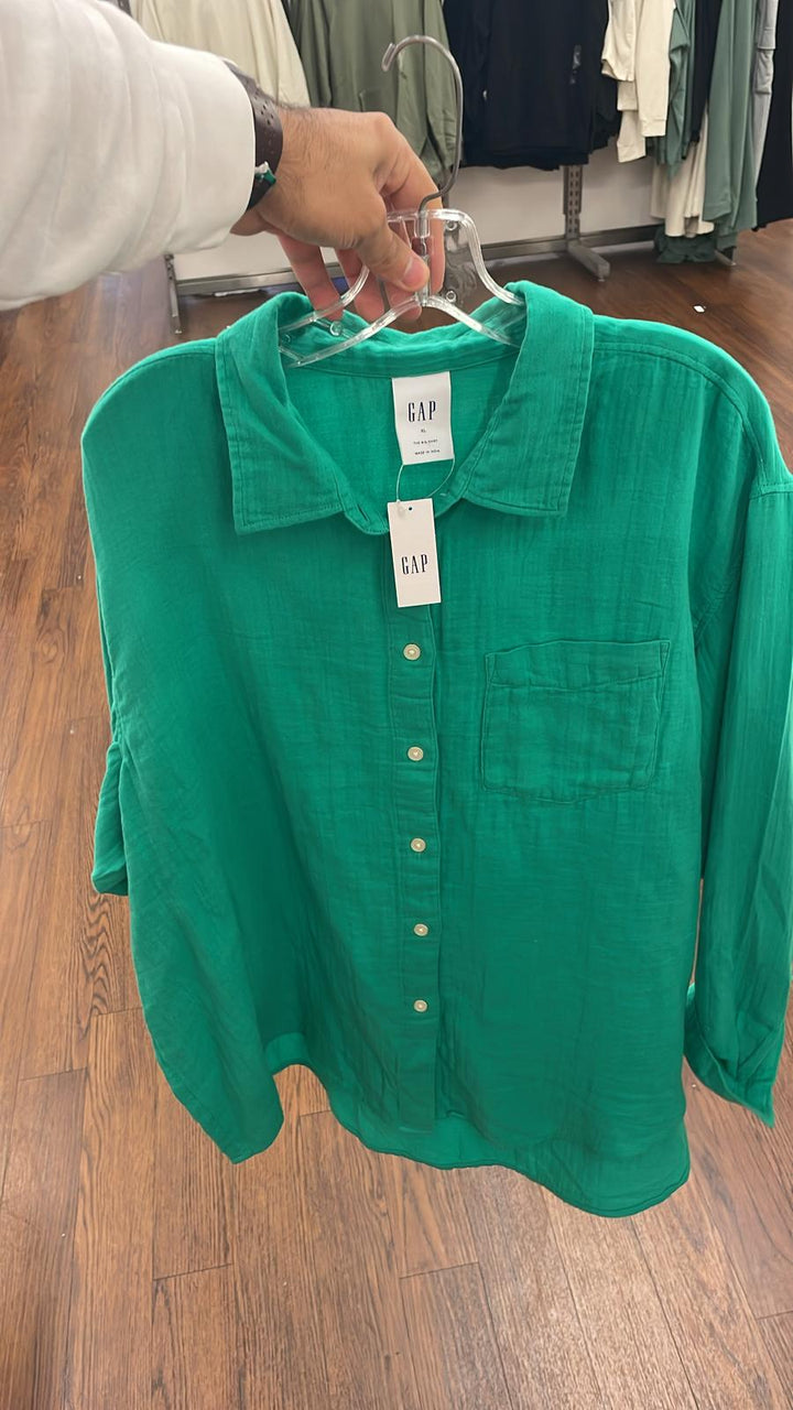GAP Long Sleeves Single Pocket Shirt Green