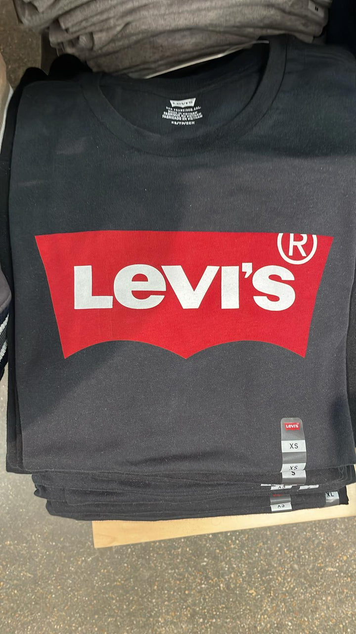 Levi's Big Red Logo T- Shirt Black