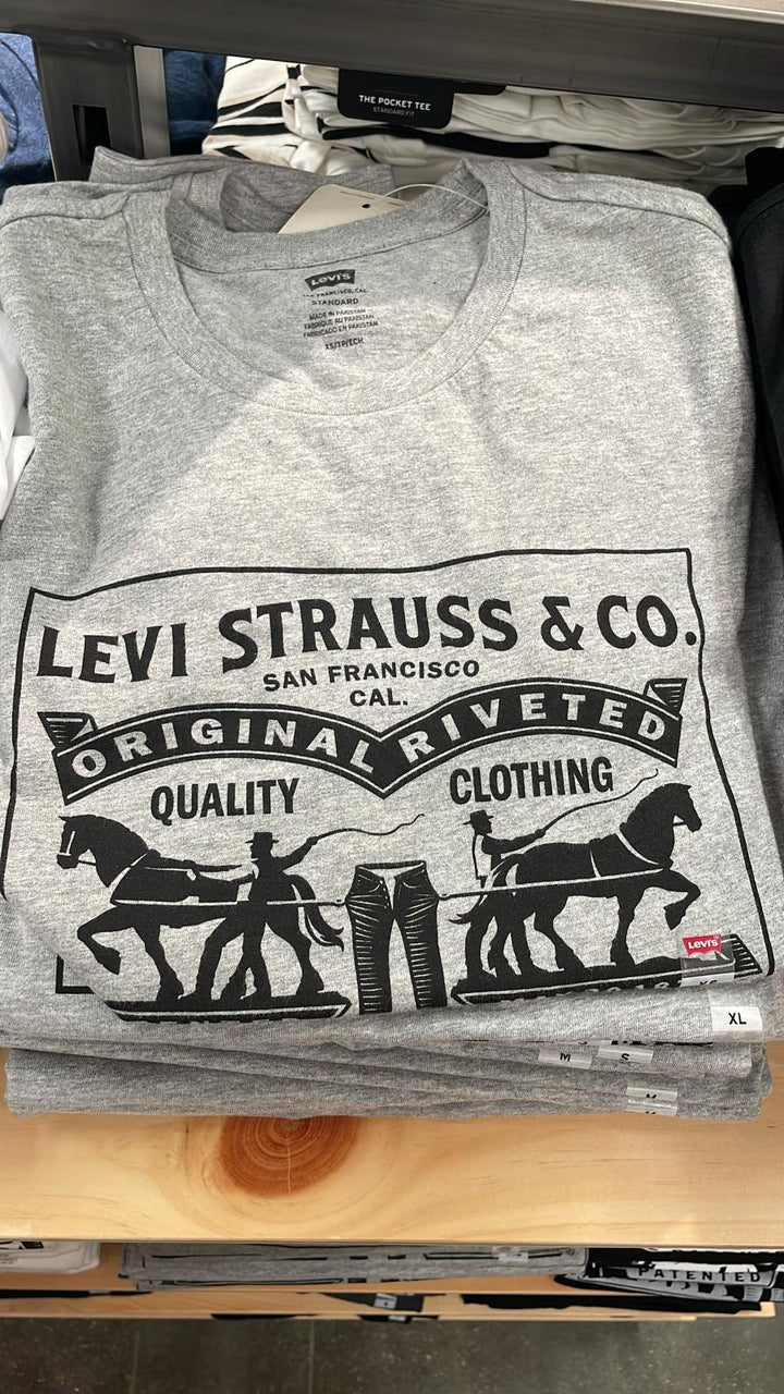 Levi's Strauss & co. T- Shirt Grey