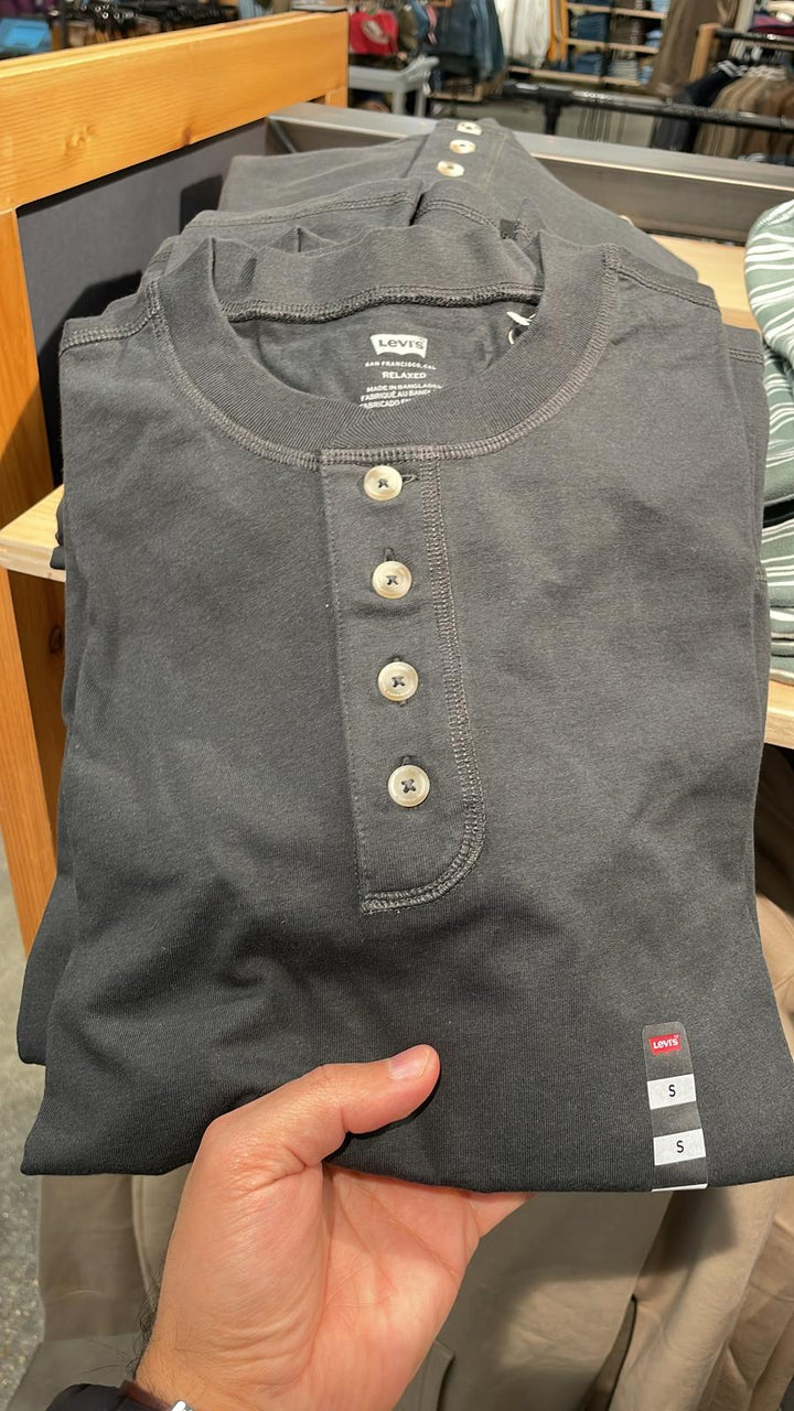 Levi's Long Sleeves T- Shirt Black