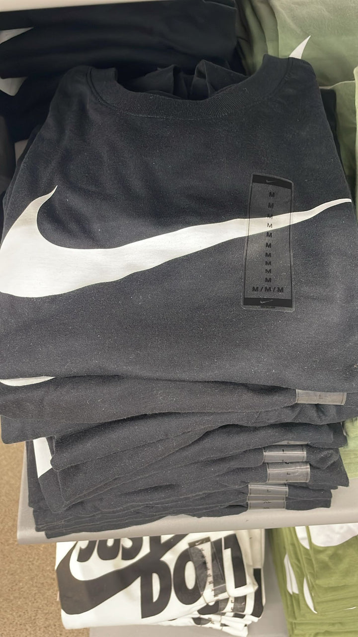 Nike Round Neck T-shirt Big Logo Black