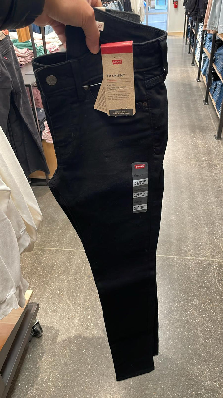 Levi's 711 Skinny Jeans Black