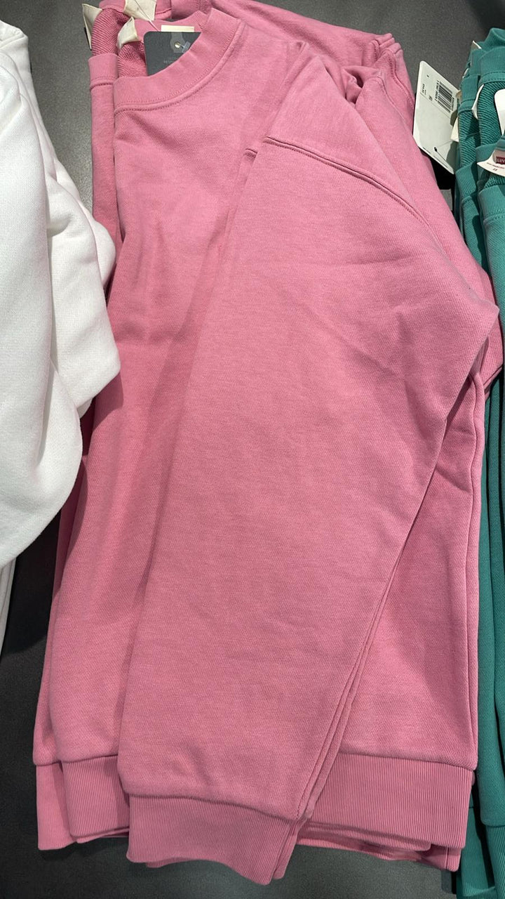 Levi's Round Neck Sweater Pink