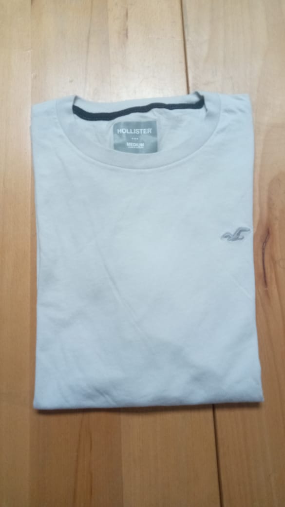 Hollister T-Shirt Off white ( Camo )