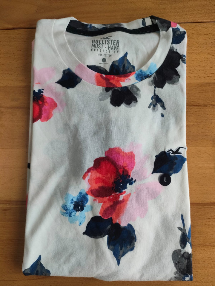 Hollister T-Shirts - Fllower - White